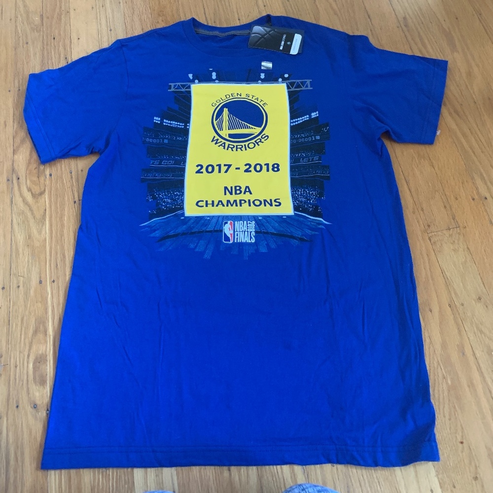 Golden State Warriors NBA Championship Men’s Tshirt Size M